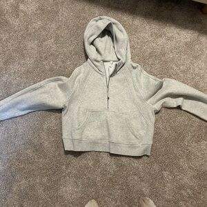 Lululemon Scuba Oversized Hoodie Half-Zip in Heathered Core Ultra Light Grey M/L